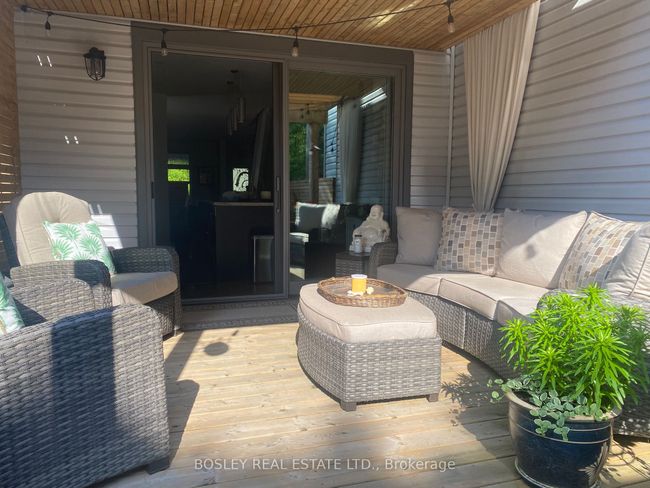 38 Earl Grey Rd, House attached with 3 bedrooms, 2 bathrooms and null parking in Toronto ON | Image 37