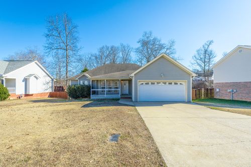 8082 Zoe Dr, Ooltewah, TN, 37363-6494 | Card Image