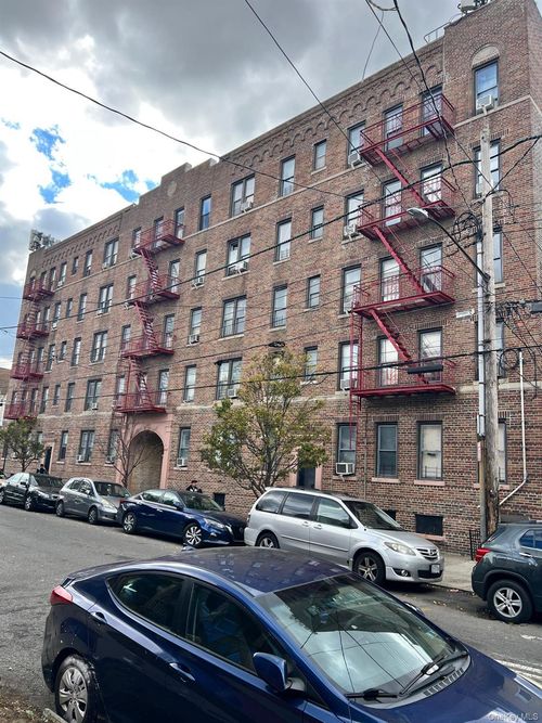 37 E 99th St, New York, NY, 10029-6003 | Card Image