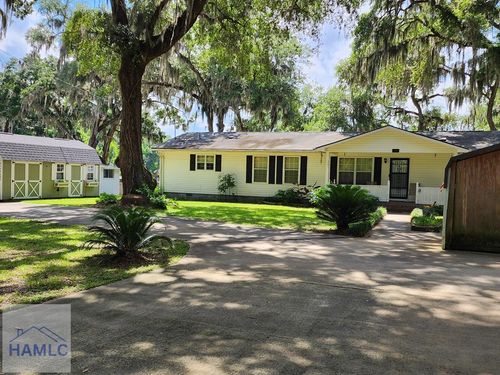 941 Lake Dr, Midway, GA, 31320-3652 | Card Image