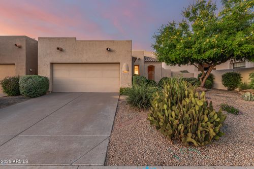 8338 E Joshua Tree Ln, Scottsdale, AZ, 85250-4804 | Card Image