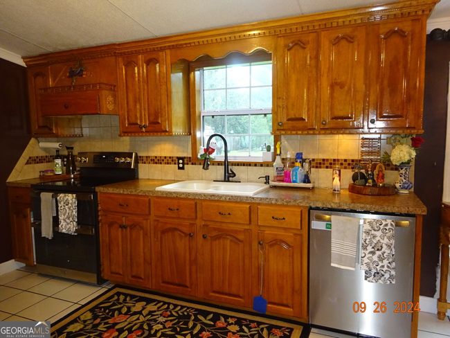 6136 Amelia Rd, House other with 4 bedrooms, 2 bathrooms and null parking in Claxton GA | Image 10