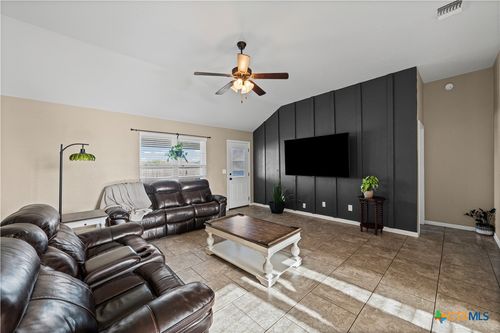 1905 Broken Shoe Trl, Temple, TX, 76502-4511 | Card Image