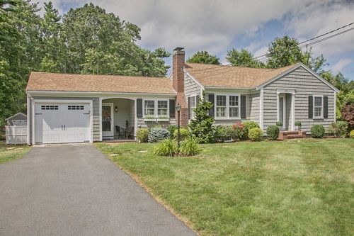 474 Tremont St, Duxbury, MA, 02332-4938 | Card Image
