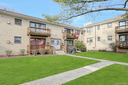 205-205 Sneden Pl W, Spring Valley, NY, 10977-3971 | Card Image