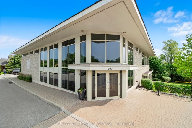 68 Celebrity Greens Way, Condo with 3 bedrooms, 2 bathrooms and 1 parking in Markham ON | Image 36