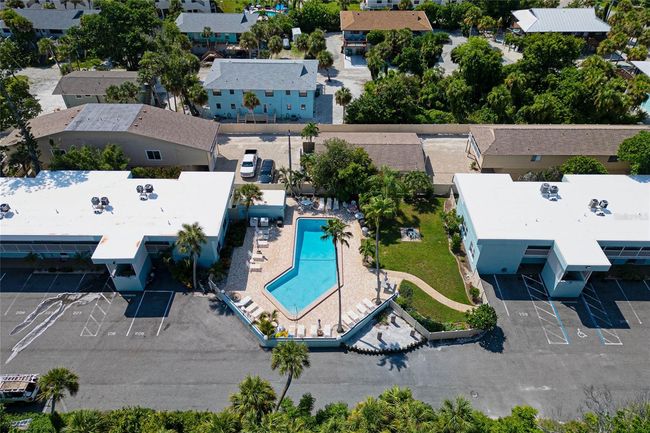 Community Pool | Image 11