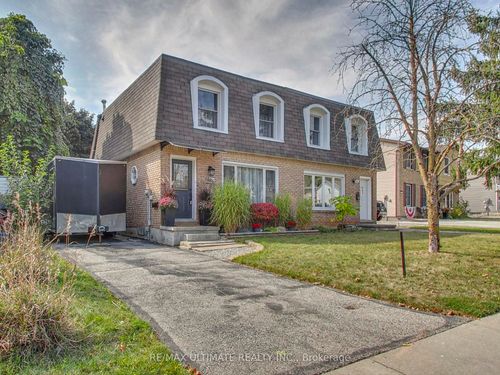496 Elgin St N, Cambridge, ON, N1R6A1 | Card Image