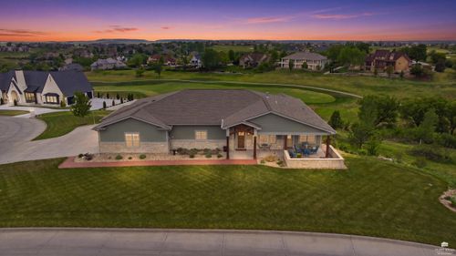 5005 Colbert Hills Dr, Manhattan, KS, 66503-9643 | Card Image