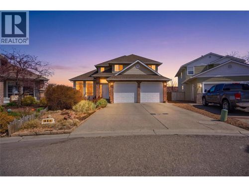 851 Bramble Pl, Kamloops, BC, V1S1Y6 | Card Image