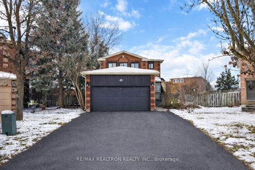 10 Norhill Crt, Richmond Hill, ON, L4S1E2 | Card Image