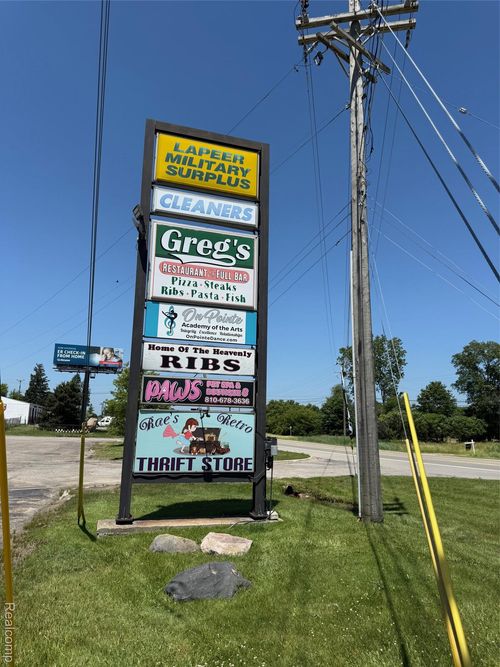 3772 S Lapeer Rd, Metamora, MI, 48455-8717 | Card Image