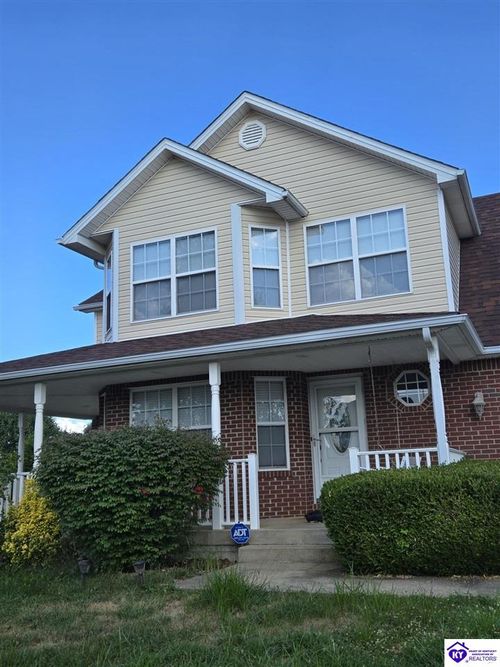 617 Windbrook Dr, Elizabethtown, KY, 42701-6827 | Card Image