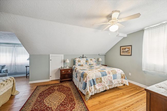 10753 Track Rd E, House other with 3 bedrooms, 4 bathrooms and null parking in Cat Spring TX | Image 18