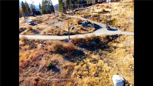53040 Pine View Dr, Springville, CA, 93265-9571 | Card Image
