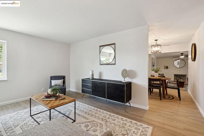 6419 Dallas Way, House other with 3 bedrooms, 2 bathrooms and 1 parking in Sacramento CA | Image 10