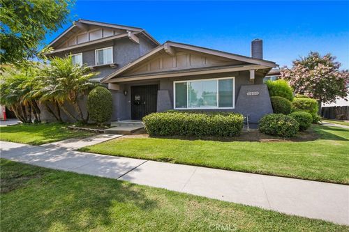 unit-4-1400 Eastpark Dr, La Habra, CA, 90631-4983 | Card Image