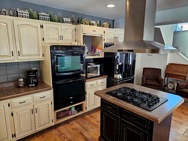Kitchen | Image 11