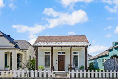 903 Beauregard Pkwy, Covington, LA, 70433-8162 | Card Image