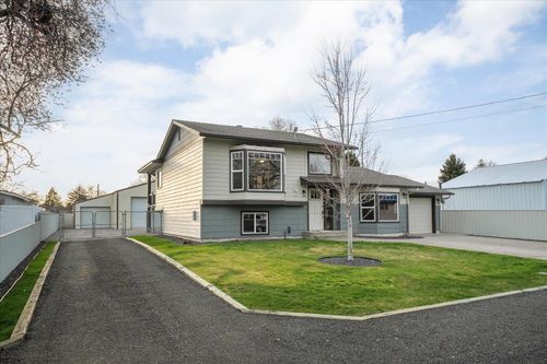 1214 S Progress Rd, Spokane Valley, WA, 99037-8620 | Card Image