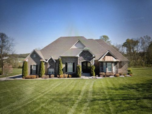 5232 Mead Park Dr, Thompsons Station, TN, 37179-4400 | Card Image