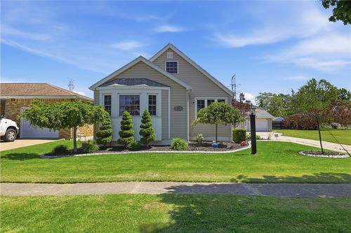 55 Toelsin Road, Cheektowaga, NY, 14225 | Card Image