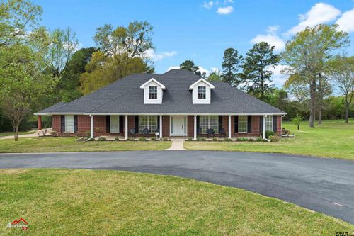 1913 Eastwood Dr, Henderson, TX, 75652-8811 | Card Image