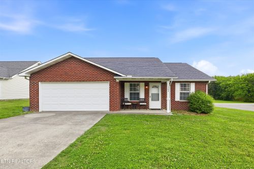 304 Teal Dr, Maryville, TN, 37801-8385 | Card Image