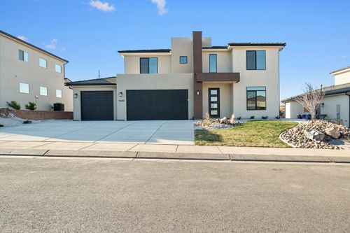 1420 E Honeycomb Dr, St George, UT, 84790-2807 | Card Image