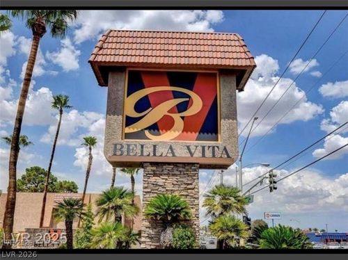 259-5260 River Glen Dr, Las Vegas, NV, 89103-7400 | Card Image