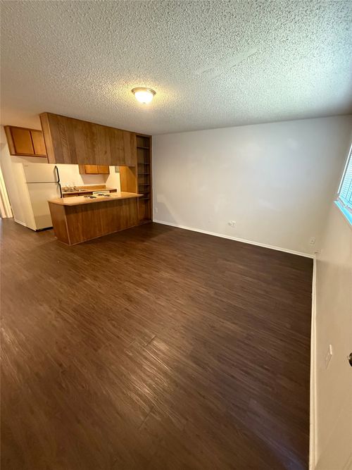 b-1708 Short St, Cleburne, TX, 76033-7157 | Card Image