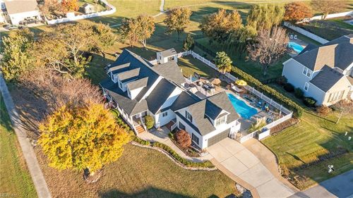 101 Bayside Dr, Moyock, NC, 27958-9057 | Card Image