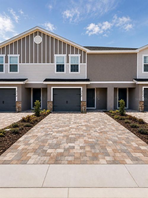 318 Chesapeake Dr, Saint Cloud, FL, 34771 | Card Image
