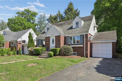 35-10 Ferry Hts, Fair Lawn, NJ, 07410-4327 | Card Image