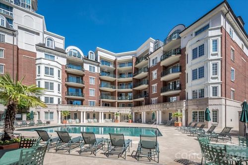 318-300 W 5th St, Charlotte, NC, 28202-1554 | Card Image
