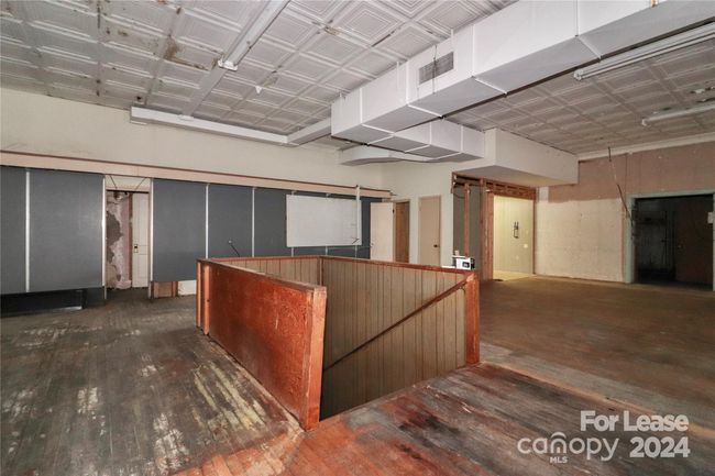 interior | Image 21