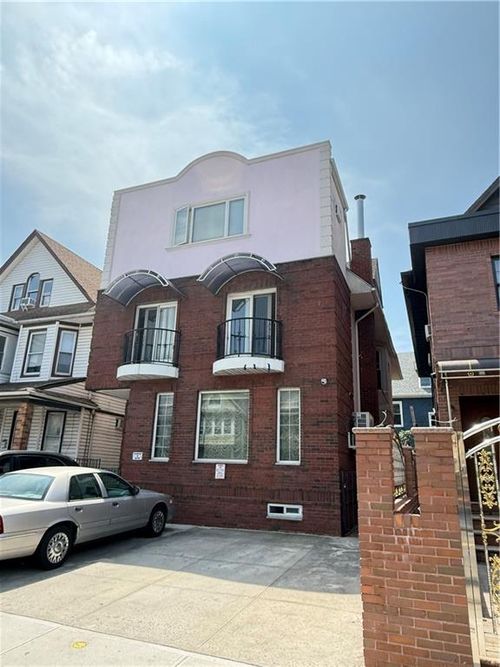 708 Ditmas Ave, Brooklyn, NY, 11218-5927 | Card Image