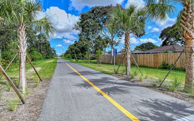 225 Woodland Dr, Condo with 2 bedrooms, 2 bathrooms and null parking in OSPREY FL | Image 79