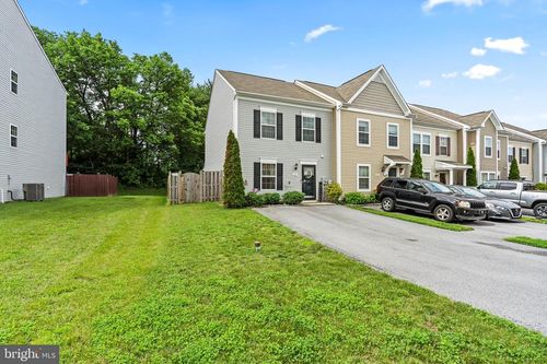 62 Teakwood Dr, MARTINSBURG, WV, 25404-0828 | Card Image