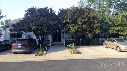 9810 Regatta Dr, Colerain Twp, OH, 45252-1979 | Card Image