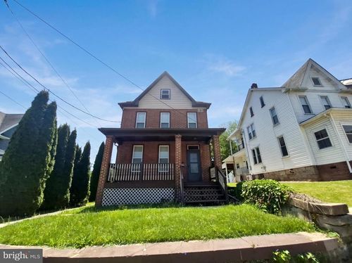 914 Pennsylvania Ave, HUNTINGDON, PA, 16652-1154 | Card Image