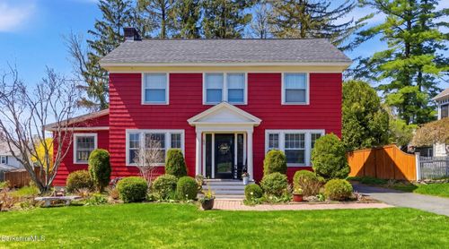 42 Lexington Pkwy, Pittsfield, MA, 01201 | Card Image