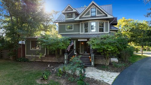 409 N State St, FRANKLIN GROVE, IL, 61031-9535 | Card Image