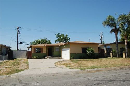 251 E Ramona Dr, Rialto, CA, 92376 | Card Image