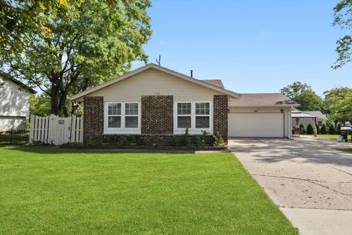 3204 E Frontage Rd, Rolling Meadows, IL, 60008-2460 | Card Image