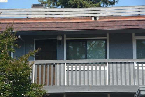 37 Monte Cresta Ave, Pleasant Hill, CA, 94523-4213 | Card Image