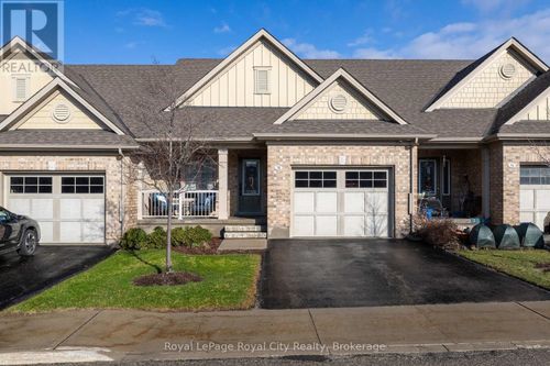 38 Juniper St, Rockwood, ON, N0B2K0 | Card Image