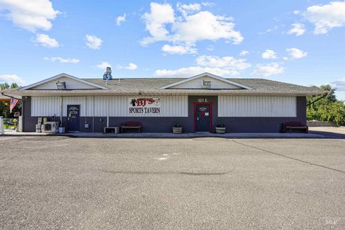 523 E 5th St, Burley, ID, 83318-1402 | Card Image