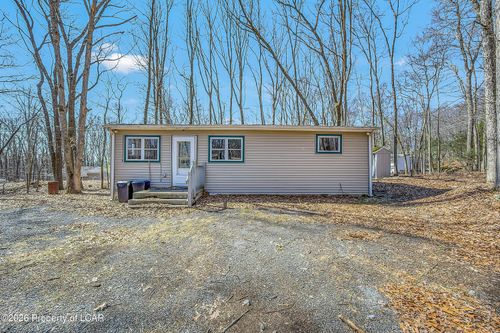 2208 Linden Ln, East Stroudsburg, PA, 18302-6802 | Card Image