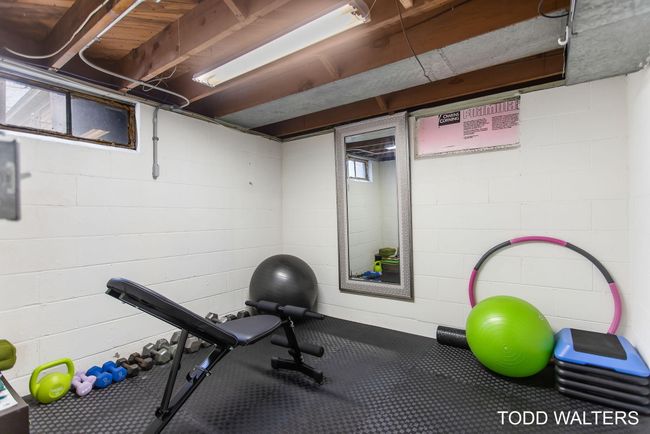 29-web-or-mls-251-w-21st-st | Image 32